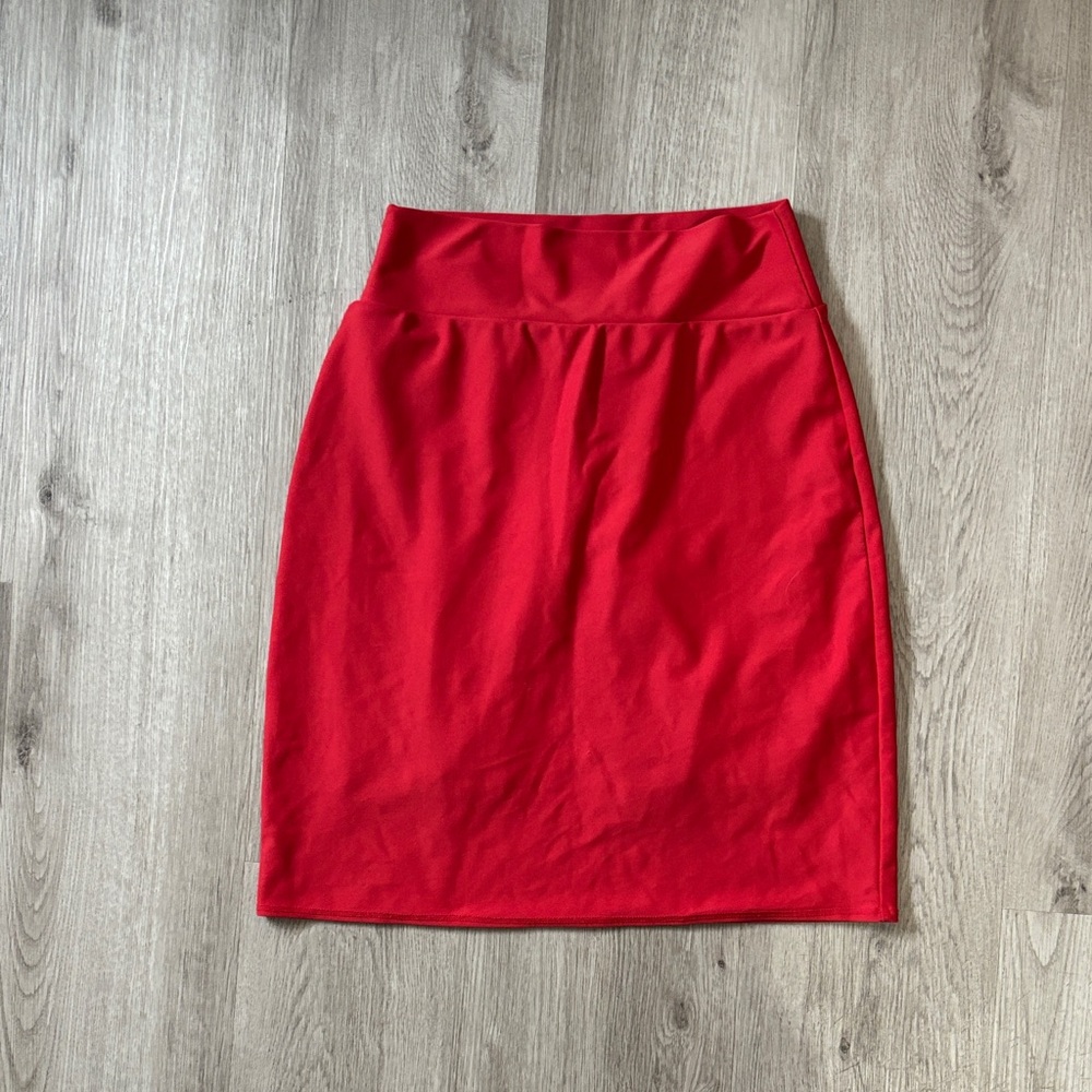 Chic Red Pencil Skirt for Women